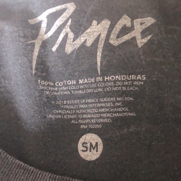 PRINCE T-Shirt - Picture 3 of 4